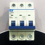 LA63H 3P C40 Cầu dao tự động 3P 40A LS